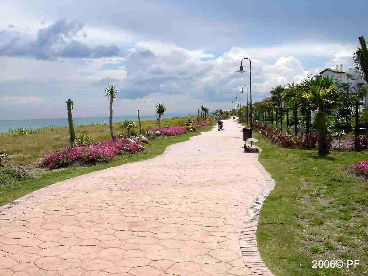 אסטפונה Belen Beach 3 0*,